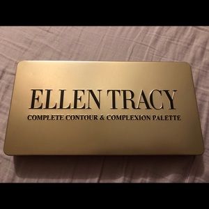 Ellen Tracy complexion palette